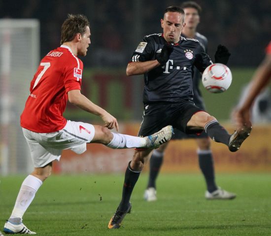 區內以巧妙 區內以巧妙